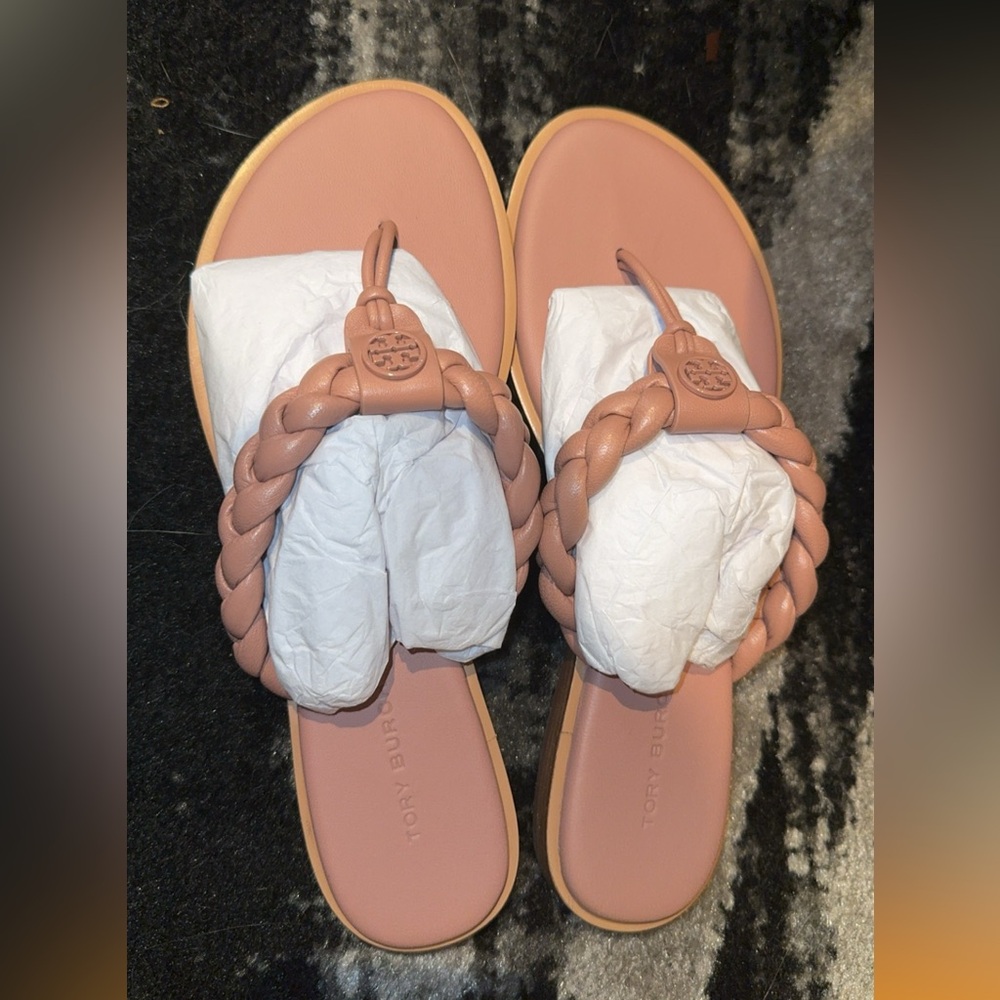 Tory Burch flats size 5.5 brand new 150$